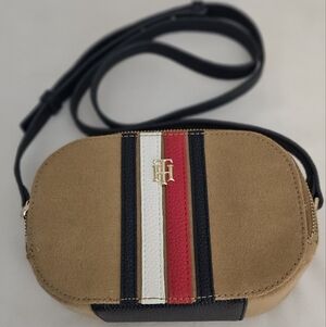 Tommy Hilfiger Element Camera Bag  Crossbody Light Brown Leather Embossed Logo